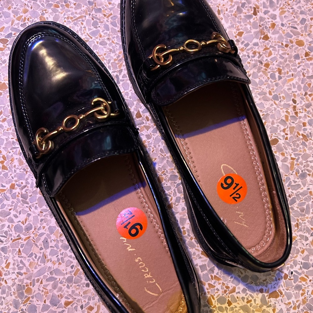 Circus NY 9 1/2 Women's Black Loafers with Gold Detail